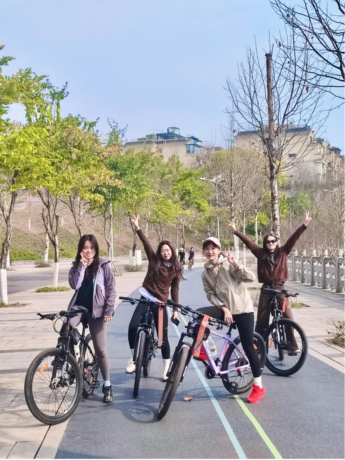 騎行合影.jpg